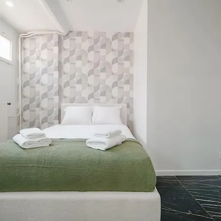 Flat Next To Mairie Des Lilas - Ii Les Lilas