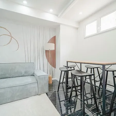 Apartment Flat Next To Mairie Des Lilas - Ii *