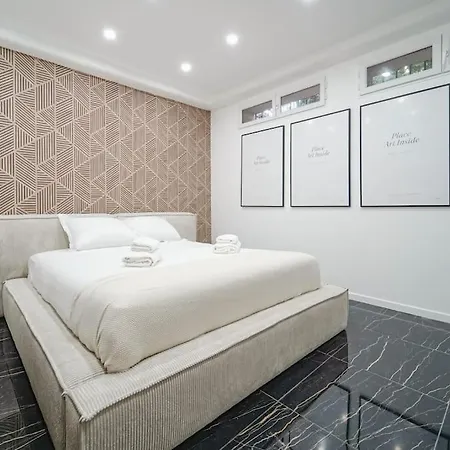 Flat Next To Mairie Des Lilas - Ii *